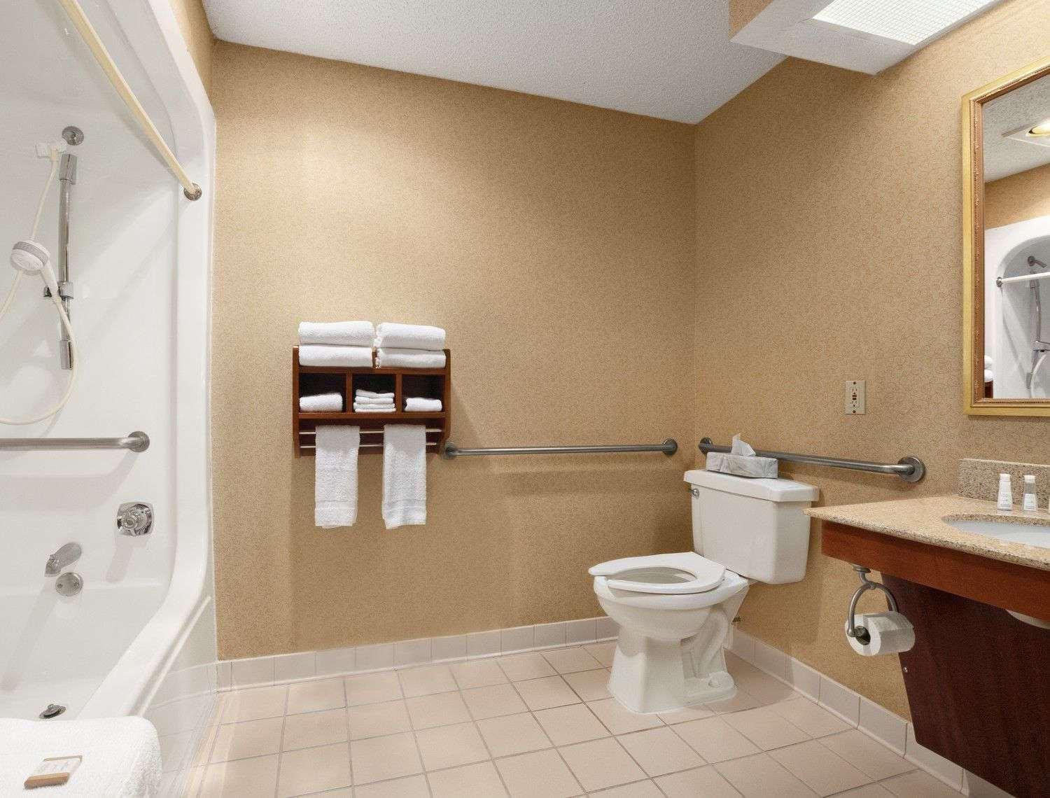 Baymont By Wyndham 3* Lewisville