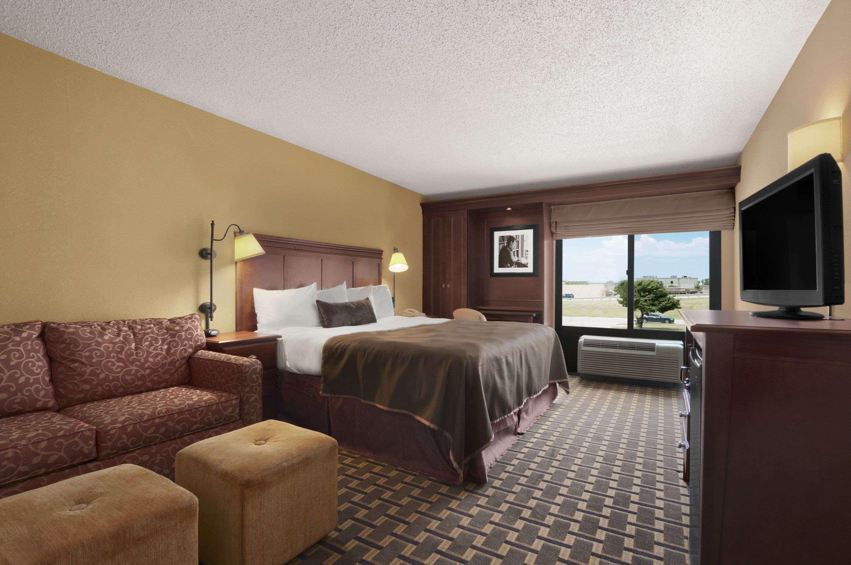 Hotel Baymont By Wyndham 3*