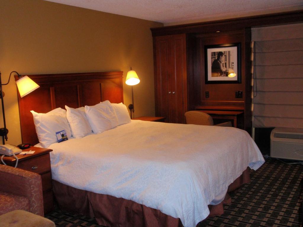 Baymont By Wyndham Hotel